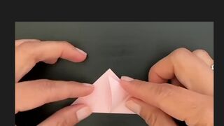 ORIGAMI ROSE