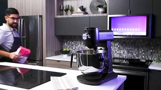 Smart stand mixer