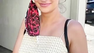 বাথরুমে বসে হাসবেন
