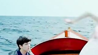 लड़की ने अपने मुंह से हवा छोड़ करशिप का पानी निकल दिया ????