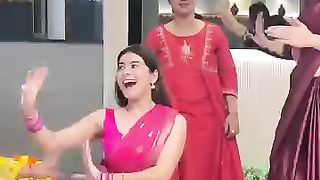 Chammak Challo _ Viral Pink Saree _ ShahRukh Khan _ Reels _ Chammak Challo Dance
