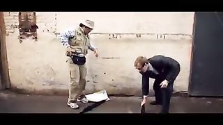 Amazing Umbrella action