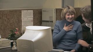 Юмористическая передача ГОРОДОК приколы новые работники офиса смешное видео!