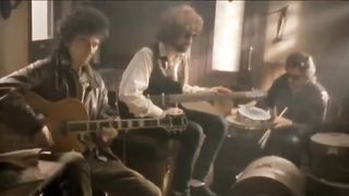 The Traveling Wilburys - End Of The Line (Официальное видео)(480P).
