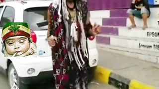 .....المجنون يقول