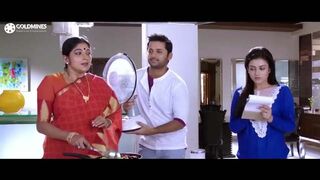 Nithiin घरवालो के सामने हिरोइन की टांग खिच रहा है | #Mishti Movie Scene