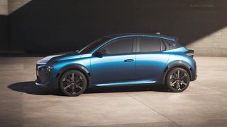 New Lancia Ypsilon HYBRID (1.2L 48V 3-cylinder) | FIRST LOOK