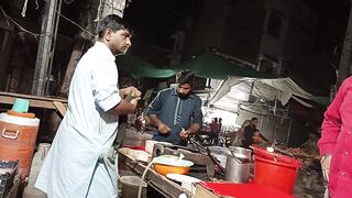 On road edge ! Food street