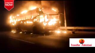 Bus ko Aag Lag Ghe