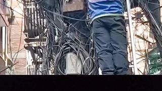 messy electrical cables