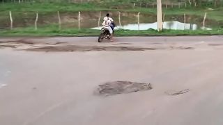 Riding Motorcycle show 2024
