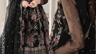 pakistani fashion designer