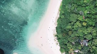 The Thai province of Krabi is located on the coast of the Andaman Sea and covers an area of 4,700 square kilometers.