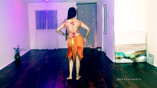Chikni Chameli belly dance.