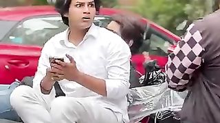 Aise Dost hone chahiye Bas