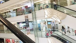 Walking Around the Mall...nice view!!