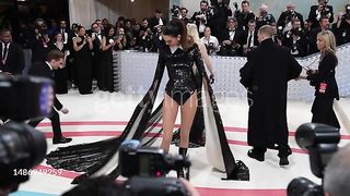 Kendall Jenner a Line of beauty