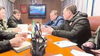 Воробьев публикует кадры с утреннего совещания на месте трагедии