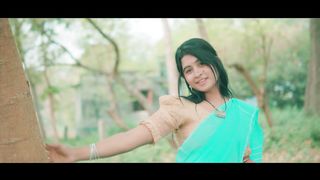 মেয়েটির অনুভুতি দেখুন
