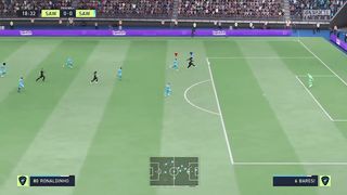 SUPER RONALDINHO ON FIFA 22