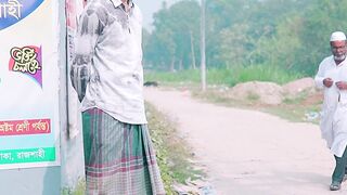 নামাজের কথা বলে সাধারন মানুষের সাথে প্রতারণা করে