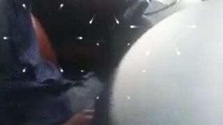 গাড়ি ড্রাইভিং