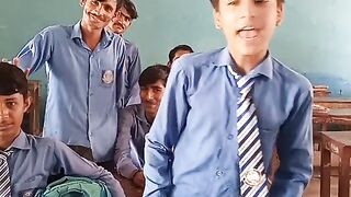 Ghulami k Aseroon ki yehi khaas adaa hai