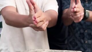 How is this magic trick possible_.