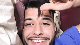ضحكة هي سر الجمال