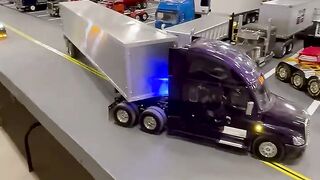 You have to see this custom built Tamiya RC tractor trailer truck
