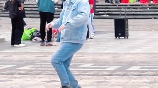 Amazing dancer for man