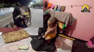 কতটা অসহায় হলে বাচ্চা নিয়ে রিকশা চালায়