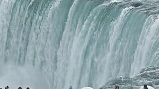 "Niagara Falls, Canada: A Spectacular Tourist Destination"