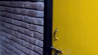 Hostel Security Guard ne pakra
