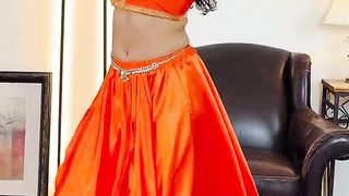 Rekha Amitabh Belly Dance.