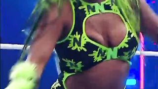Naomi booked her trip to #WWEChamber Perth in style!