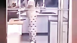 الرجولة مواقف