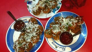 A Delicious Street Food Delight