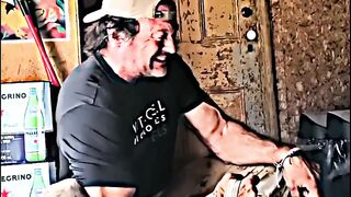 Arm wrestling Devon larrat