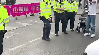 Pakistani flag Entertainment Videos