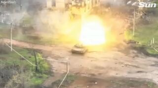 Ukrainian troops and tanks defend city as Russia uses 'Phosphorous bombs'