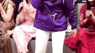 Nimramehra song, beautiful  singer lady