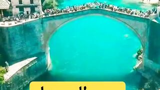 مقتطفات حول العالم ٤