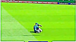 কি ক্যাচটাই না ধরলো ????????