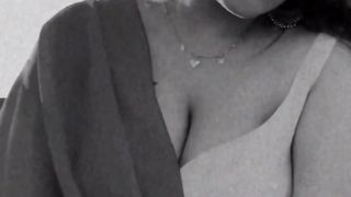 Girls shorts Video 11