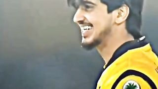 Psl saim ayub bowling