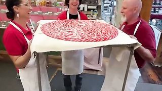 WRAPPING_our_GIANT_Lollipop_????????_@FunkBros(720p).