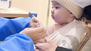 Baby immunaization video
