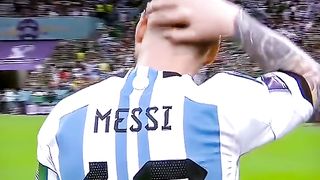 Lionel Messi world is the best player ????