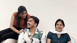 5256132347556261080_play.mp4_logo_GB.
